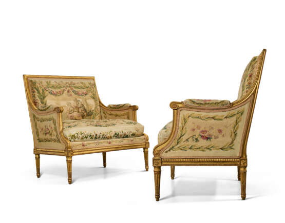PAIRE DE MARQUISES D'ÉPOQUE LOUIS XVI - photo 5