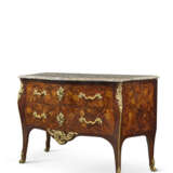 COMMODE D'ÉPOQUE LOUIS XV - photo 3