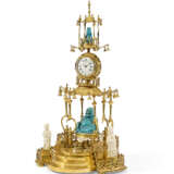 PENDULE À LA PAGODE D’ÉPOQUE LOUIS XV - photo 2