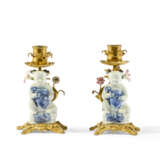 PAIRE DE FLAMBEAUX D'ÉPOQUE LOUIS XV - photo 2