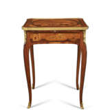TABLE À ÉCRIRE D’ÉPOQUE TRANSITION - Foto 1