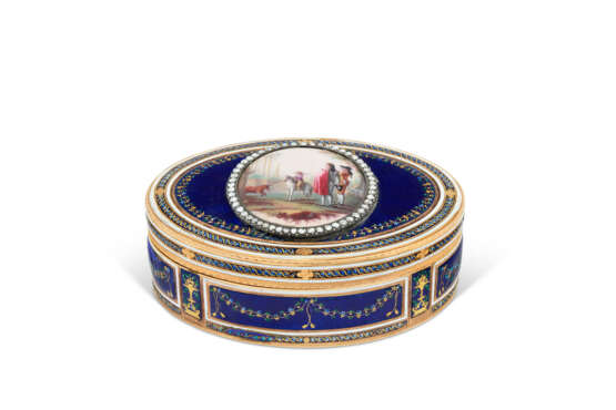 TABATIÈRE DE FEMME SUISSE EN OR ÉMAILLÉ ET DIAMANTS - photo 3