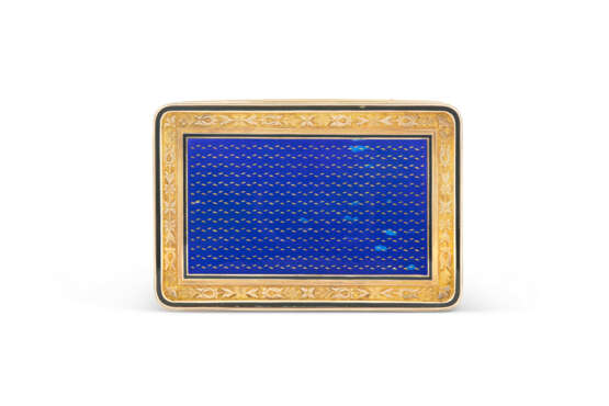TABATIÈRE SUISSE EN OR, ÉMAIL ET MICROMOSAIQUE - photo 4