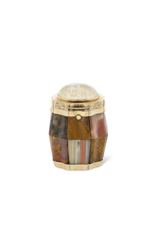 VINAIGRETTE EN OR ET PIERRE DURES D'ÉPOQUE VICTORIENNE - photo 1