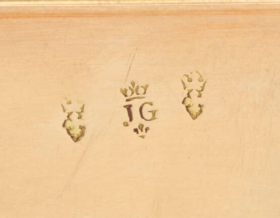TABATIÈRE DE TABLE EN OR DE TROIS COULEURS - photo 3