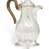 CAFETIÈRE BELGE EN ARGENT - photo 1