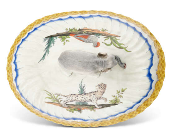 TERRINE COUVERTE ET PLATEAU OVALE EN PORCELAINE DE MEISSEN DU SERVICE JAPONAIS DE FRÉDÉRIC LE GRAND - photo 6