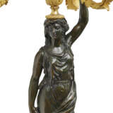 PAIRE DE CANDÉLABRES DE STYLE LOUIS XVI - Foto 7