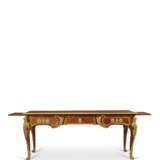BUREAU PLAT DE STYLE LOUIS XV - photo 2