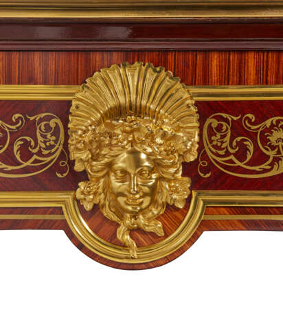 BUREAU PLAT DE STYLE RÉGENCE - photo 7