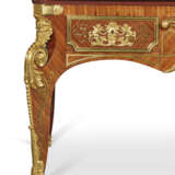 BUREAU PLAT DE STYLE RÉGENCE - photo 8