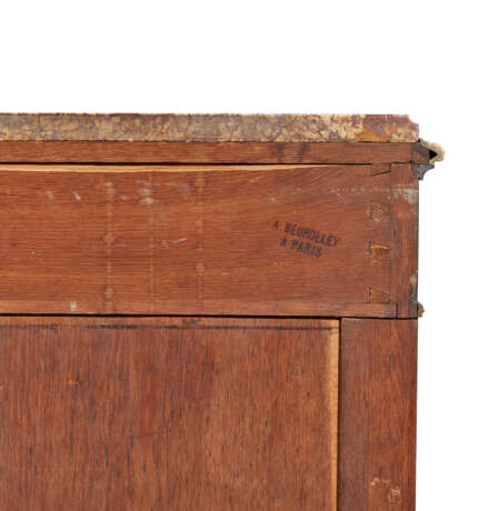 MEUBLE À HAUTEUR D'APPUI DE STYLE LOUIS XVI - photo 6