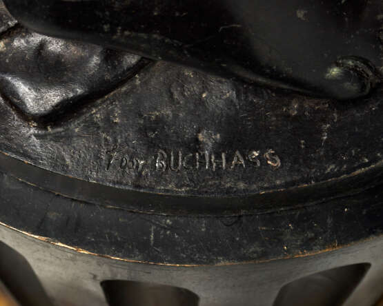 PAIRE DE TORCHÈRES À DÉCOR DE CHÉRUBINS - photo 11