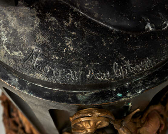 PAIRE DE TORCHÈRES À DÉCOR DE CHÉRUBINS - photo 14