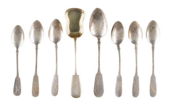 EIGHT SILVER SPOONS - фото 1