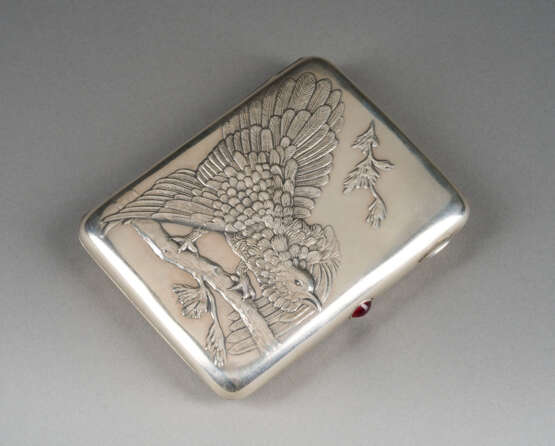 A SILVER CIGARETTE CASE - photo 1