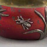 A VERY FINE AND LARGE SILVER-GILT KOVSH - фото 3