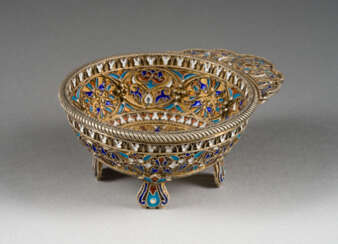 A FINE SILVER-GILT AND CLOISONNÉ ENAMEL KOVSH
