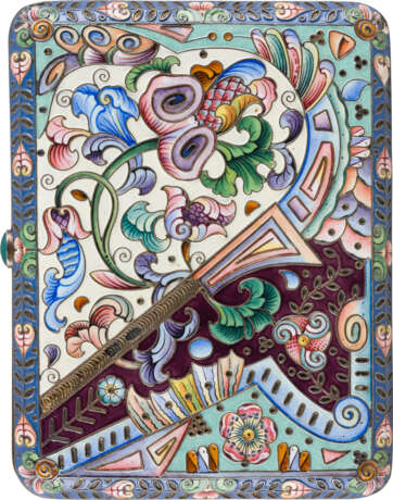 A VERY FINE SILVER-GILT AND CLOISONNÉ ENAMEL CIGARETTE CASE - photo 2