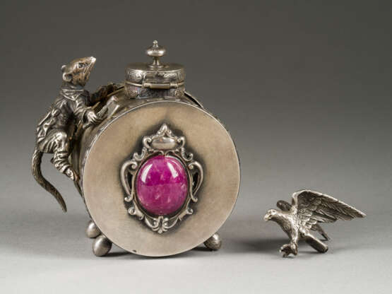 A SILVER INKWELL WITH DOUBLE-HEADED EAGLE - photo 1