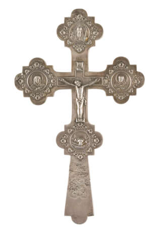 A SILVER CRUCIFIX - photo 1