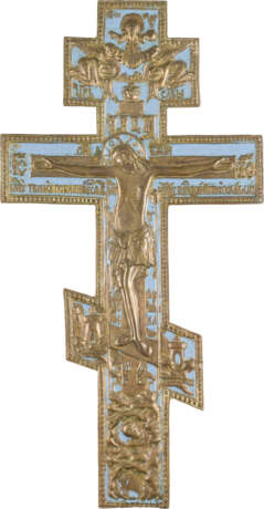 A BRASS CRUCIFIX - фото 1