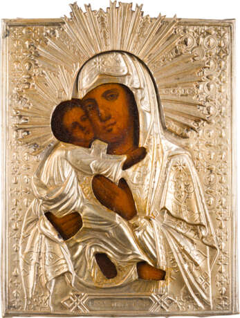 A SMALL ICON SHOWING THE VLADIMIRSKAYA MOTHER OF GOD WITH OKLAD - photo 1