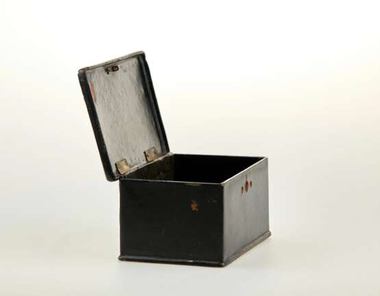 Antique Russian box Breaking for Dmitry Pozarsky&rdquo; painting Early 20th century - photo 2