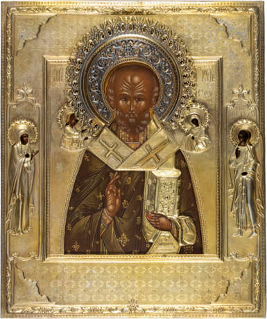 A FINE ICON SHOWING ST. NICHOLAS OF MYRA WITH A SILVER-GILT RIZA - photo 1
