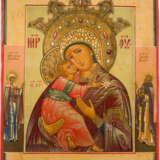 TWO ICONS SHOWING THE VLADIMIRSKAYA MOTHER OF GOD AND AN ICON SHOWING SELECTED SAINTS - photo 3