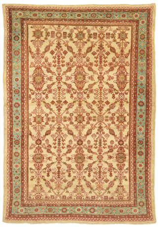 A ZIEGLER RUG - фото 1