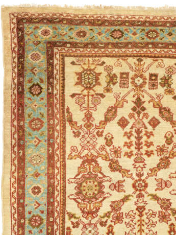 A ZIEGLER RUG - фото 4