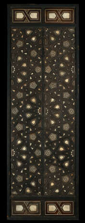 AN IVORY AND EBONY-INLAID WOODEN PANEL - фото 1
