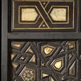 AN IVORY AND EBONY-INLAID WOODEN PANEL - фото 3
