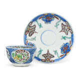 A GROUP OF K&#220;TAHYA POTTERY CUPS, SAUCERS AND CANDLE HOLDERS - photo 2