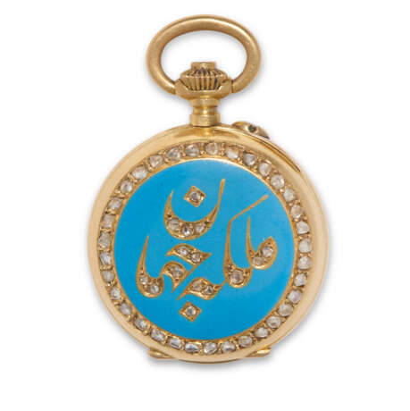 A DIAMOND-SET ENAMELLED MINIATURE POCKET WATCH - Foto 3