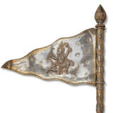A PARCEL GILT SILVER CHARIOT AND HORSES - photo 8
