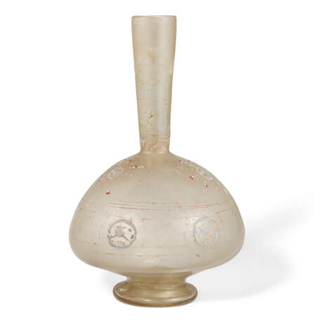 A MAMLUK ENAMELLED GLASS FLASK - photo 3