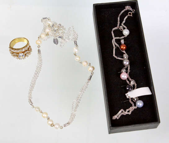 Posten Perlschmuck unter anderem - photo 1