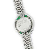 AUDEMARS PIGUET, WHITE GOLD, DIAMOND AND GREEN GEMSTONE-SET BRACELET WATCH - Foto 3