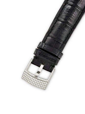 LOUIS VUITTON, TAMBOUR, WHITE GOLD AND DIAMOND-SET CHRONOGRAPH WRISTWATCH - photo 4
