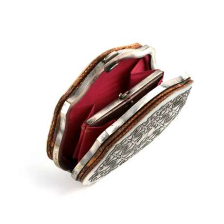 Sleek wallet with mother-of-pearl lids and hidden compartment. Leather Neo-baroque At the turn of 19th -20th century - photo 1