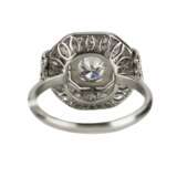 Bague en platine et diamants d`&eacute;poque Art D&eacute;co. Diamanten 20th century - Foto 4