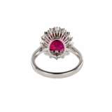 White gold ring with synthetic ruby and diamonds. Diamonds 21th century - photo 5