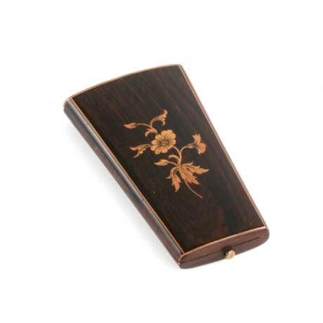 Sewing travel bag in a wooden case. Steel At the turn of 19th -20th century - photo 5