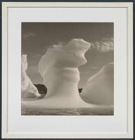 Lynn Davis. Iceberg #6, Disko Bay, Greenland 1988 - Foto 2