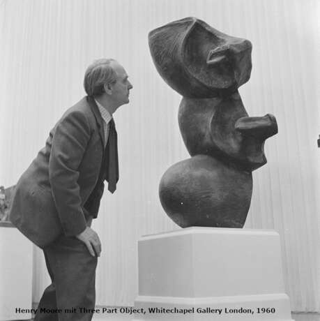 Henry Moore. Three Part Object - photo 5