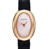CARTIER, BAIGNOIRE MINI REF. 2333, AN EXTREMELY ATTRACTIVE PINK GOLD QUARTZ WRISTWATCH WITH PINK MOTHER OF PEARL DIAL - Foto 1
