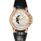HARRY WINSTON, OCEAN LADY MOONPHASE REF. 400/UQMP36R, AN ATTRACTIVE PINK GOLD AND DIAMOND-SET LADIES WRISTWATCH - Foto 1