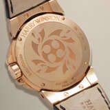 HARRY WINSTON, OCEAN LADY MOONPHASE REF. 400/UQMP36R, AN ATTRACTIVE PINK GOLD AND DIAMOND-SET LADIES WRISTWATCH - Foto 3